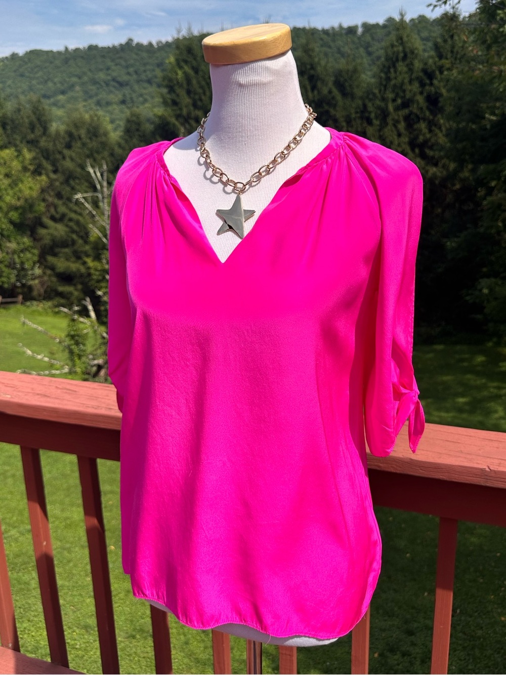 Lilly Pulitzer Hot Pink V-Neck Open Tie Sleeve Blouse 100% Silk